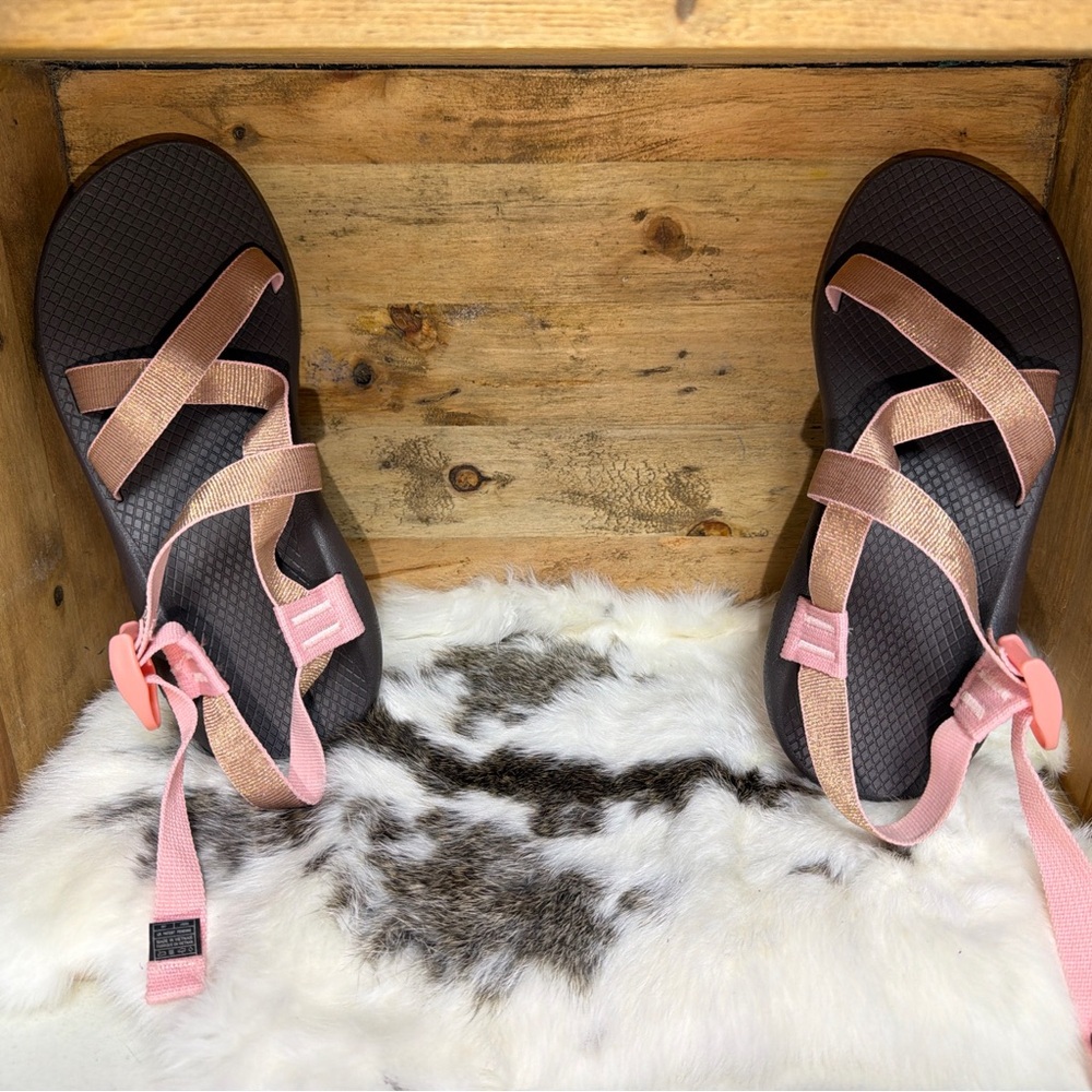 Chaco Z2 Women's Sandals Brown with Pink Straps - Picture 8 of 12